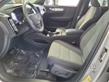 Used 2025 Volvo XC40 B5 Core image 5