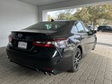 Used 2023 Toyota Camry SE image 4