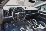 Used 2025 Porsche Cayenne Coupe image 4