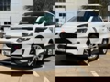 Used 2022 Ford Escape SE image 2