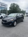 Used 2018 Kia Sedona LX image 2