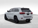 Used 2020 Jeep Grand Cherokee Altitude image 3