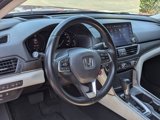 Used 2018 Honda Accord Touring image 4