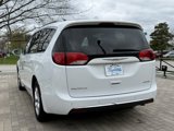 Used 2020 Chrysler Pacifica Limited image 6