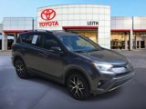 Used 2018 Toyota RAV4 SE image 3