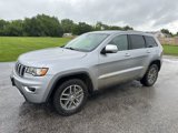 Used 2018 Jeep Grand Cherokee Limited w/ Trailer Tow Group IV image 2