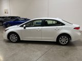 Used 2023 Toyota Corolla LE image 2