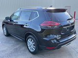 Used 2018 Nissan Rogue SV image 5