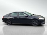Certified 2022 Hyundai Elantra SEL w/ Convenience Package image 4