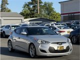 Used 2015 Hyundai Veloster image 2