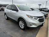 Used 2019 Chevrolet Equinox LS image 2