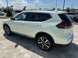Used 2019 Nissan Rogue SL w/ Premium Package image 4