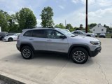 Used 2022 Jeep Cherokee Trailhawk image 5