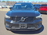 Certified 2022 Volvo XC40 T5 R-Design w/ Advanced Package image 2