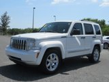 Used 2010 Jeep Liberty Limited image 3