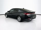 Used 2021 Hyundai Elantra SE w/ Cargo Package image 5