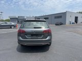 Used 2017 Volkswagen Golf Alltrack SE image 5