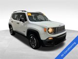 Used 2018 Jeep Renegade Sport w/ Power & Air Group image 3
