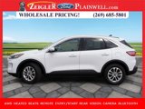 Used 2020 Ford Escape SE image 2