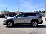 Used 2022 Toyota RAV4 LE image 5