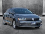 Used 2017 Volkswagen Jetta SEL image 3
