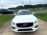 Used 2019 Volvo XC60 T5 Momentum w/ Multimedia Package image 6