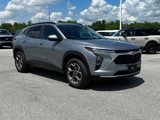Used 2024 Chevrolet Trax LT w/ Driver Confidence Package image 2