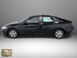 New 2025 Hyundai Elantra SE image 4