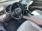 Used 2023 Toyota Camry SE image 3
