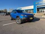 Used 2019 Jeep Cherokee Trailhawk image 2