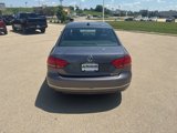 Used 2014 Volkswagen Passat TDI SE image 4