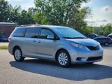 Used 2011 Toyota Sienna LE image 3
