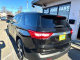 Used 2018 Chevrolet Traverse LT image 2
