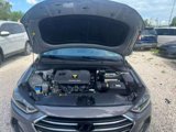 Used 2017 Hyundai Elantra SE image 5