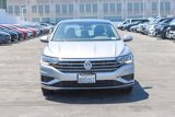 Used 2020 Volkswagen Jetta SE w/ SE Cold Weather Package image 2