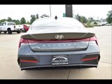 New 2025 Hyundai Elantra Limited image 3