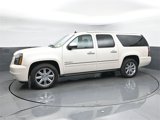 Used 2013 GMC Yukon XL Denali image 4