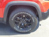 Used 2019 Jeep Cherokee Trailhawk image 5