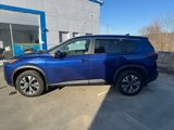 Used 2022 Nissan Rogue SV image 2