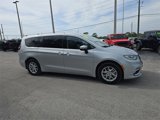 Certified 2023 Chrysler Pacifica Touring-L image 2