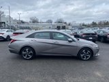 Certified 2023 Hyundai Elantra SEL w/ Convenience Package image 2