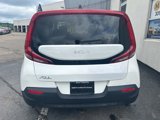 Certified 2022 Kia Soul LX w/ Technology Package image 4