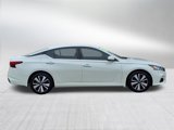 Used 2021 Nissan Altima 2.5 SV image 3