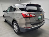 Used 2018 Chevrolet Equinox LT image 3