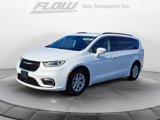 Used 2022 Chrysler Pacifica Touring-L image 3