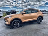 Used 2024 Buick Encore GX Sport Touring image 2