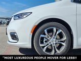 New 2025 Chrysler Pacifica Pinnacle w/ Trailer Tow Group image 5
