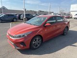Used 2022 Kia Forte LXS w/ LXS Technology Package image 2