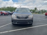 Used 2015 Chrysler Town & Country Touring-L w/ Driver Convenience Group image 3