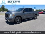 Used 2021 Nissan Titan SV w/ SV Convenience Package image 2